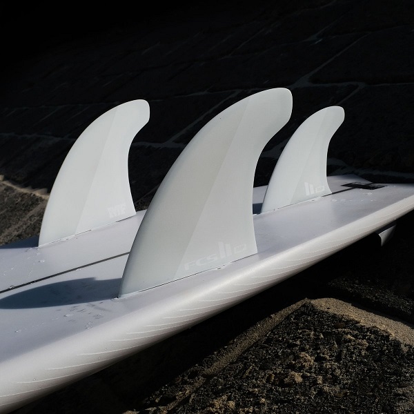 話題の新作！！FCSII MICK FANNING TWIN（2+1) - HRS SURF SHOP